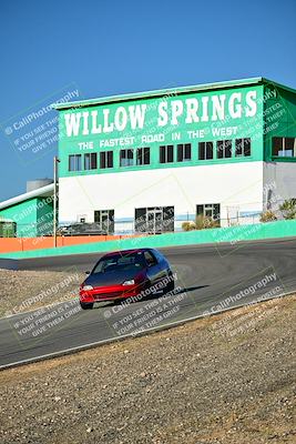 media/Oct-18-2025-Extreme Speed (Sat) [[d6d7e1fef1]]/Group 1 Red/Session 1 (Turn 4)/